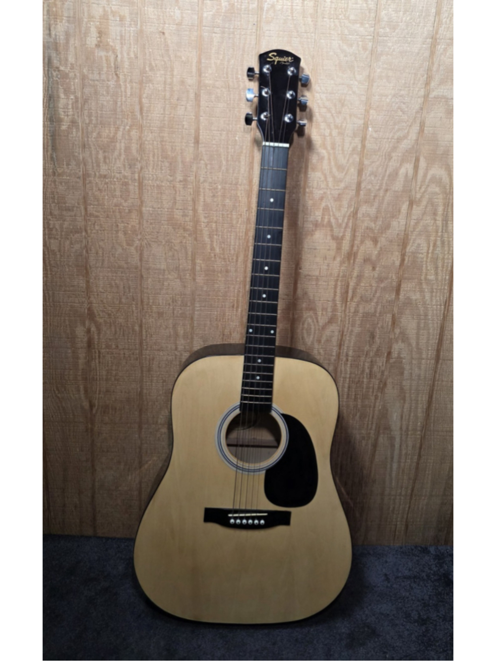 Squier by Fender Acoustic Guitar Model 093-0300-021 - Good Condition